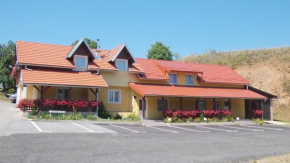 Отель Apartments Pavlić  Раковица